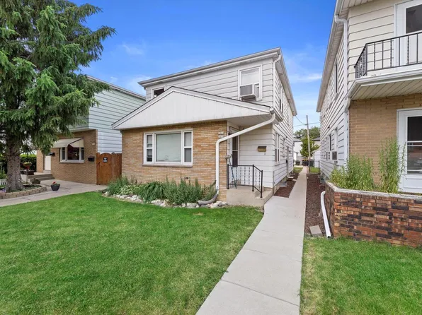 2058 South 56th STREET #2060, West Allis, WI 53219