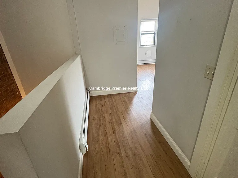 16 Flint St #2 — Photo 6