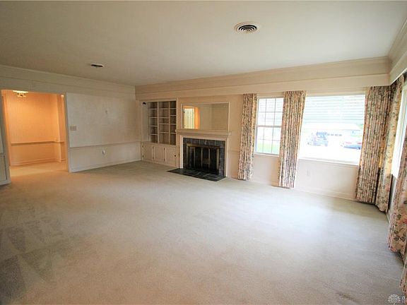 2nd image of 304 Linden Ave