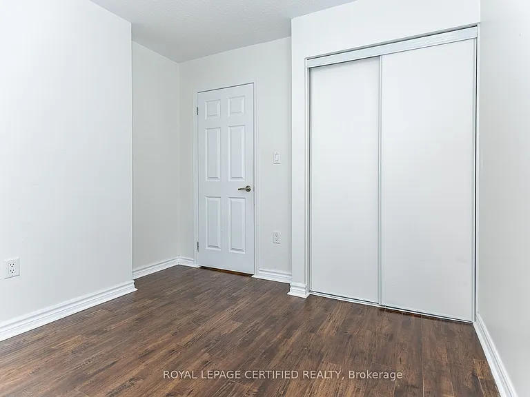 561 Speyer Cir — Photo 27