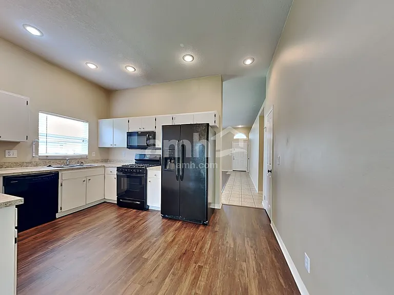 1253 Cord Grass Ct — Photo 3