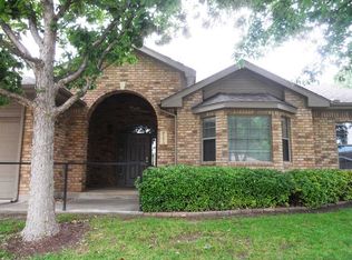 711 Cottonwood Dr, Burnet, TX 78611