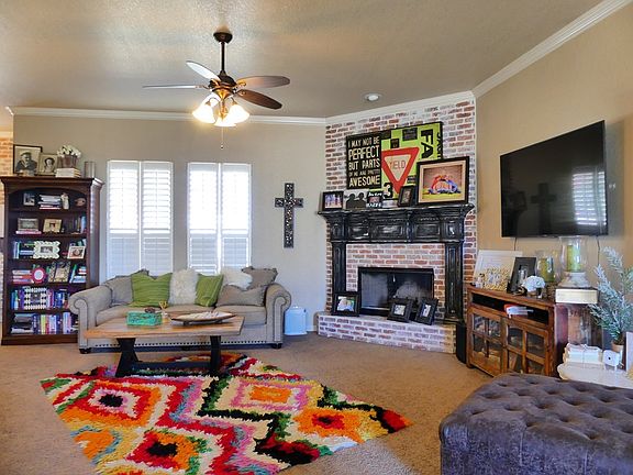 4th image of 1218 La Paz Dr