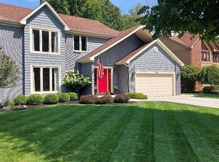 160 Shire Dr N, East Amherst, NY 14051