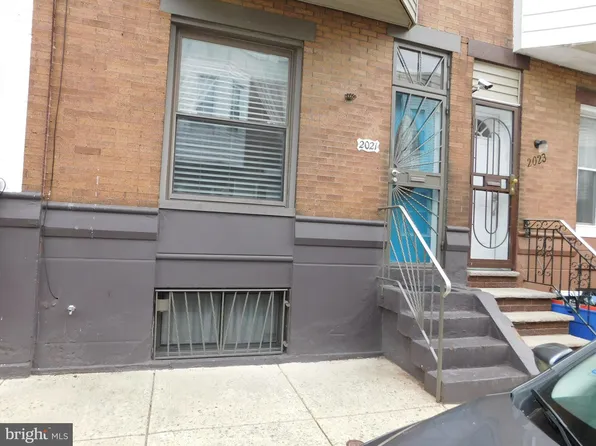 2021 S Garnet St, Philadelphia, PA 19145