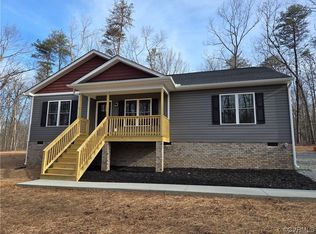 8850 Fredericks Hall Rd, Mineral, VA 23117