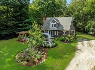 80 Sleepy Hollow Rd, Tiverton, RI 02878
