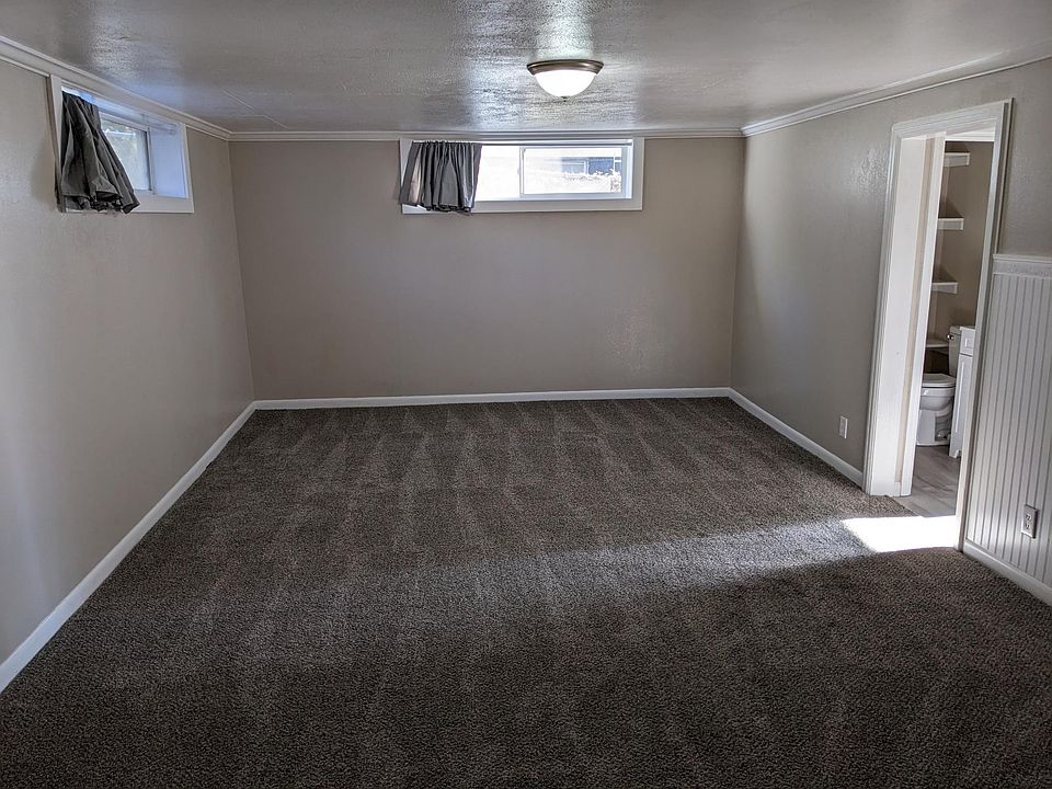 1st image of 131 S Placer Ave #3