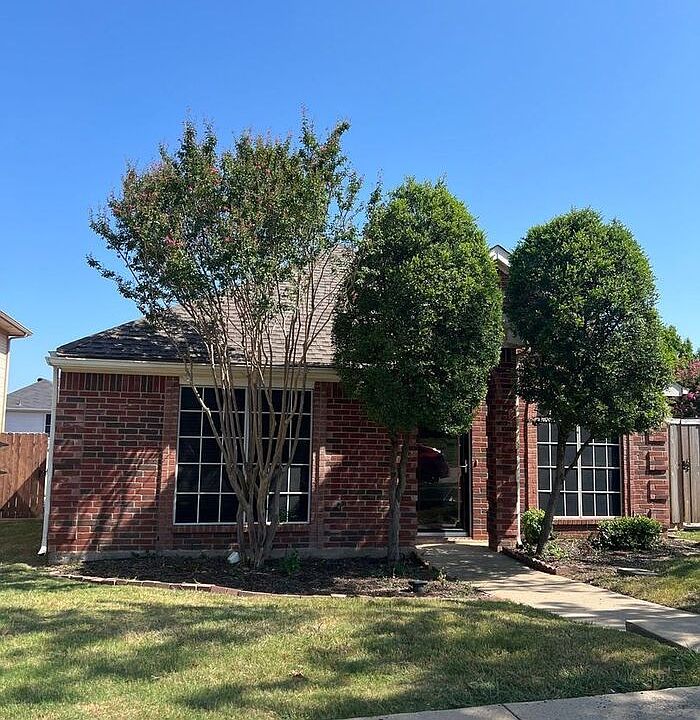 1st image of 541 Valley View Dr