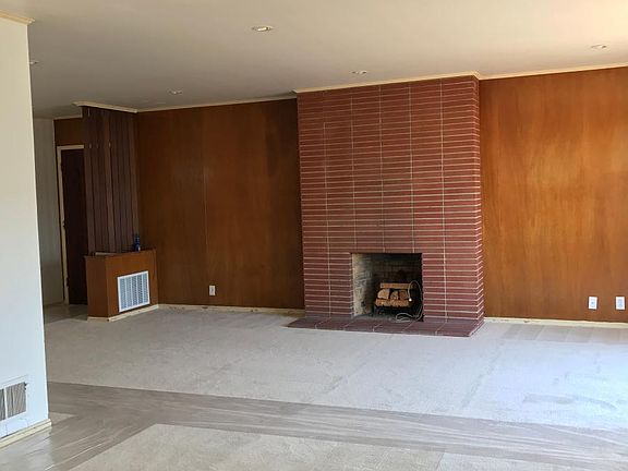 4th image of 77 Oakmont Dr