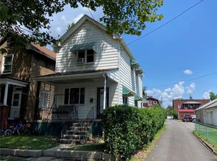 83 12th St, Ambridge, PA 15003