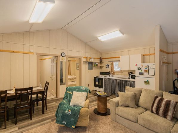 fairbanks-alaska-449334318 picture