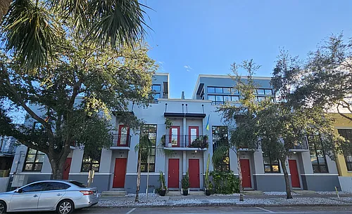 1615 E 5th Ave #2 Photo 1