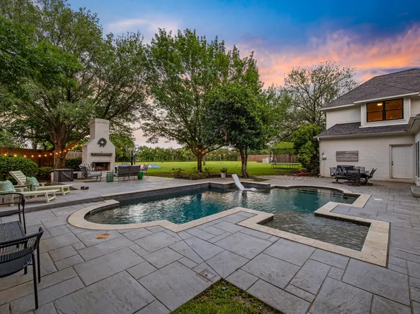 5303 Roberts Rd, Colleyville, TX 76034