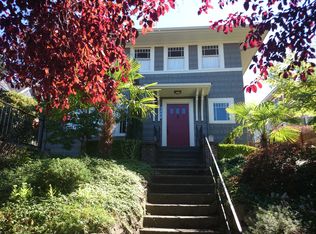 2206 Nob Hill Ave N, Seattle, WA 98109