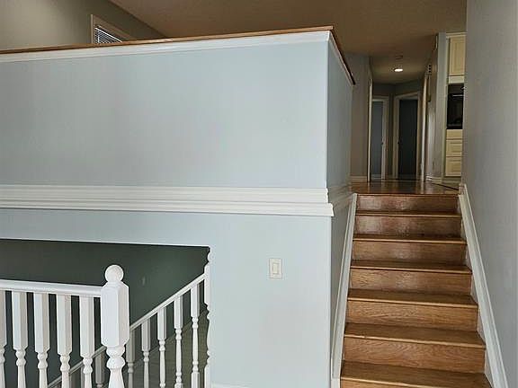 2nd image of 4238 Showdown Ave