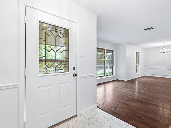 4th image of 92 BLUET LN