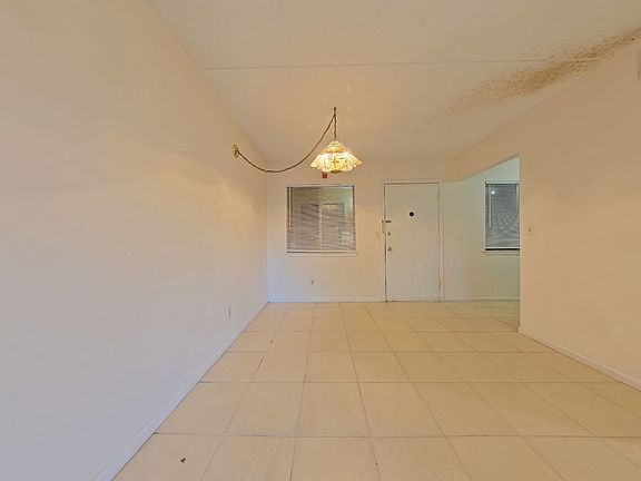 4-web-or-mls-3 Dining Room-2_03132026