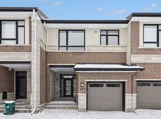229 Dolce Cres, Ottawa, ON K1X0B2