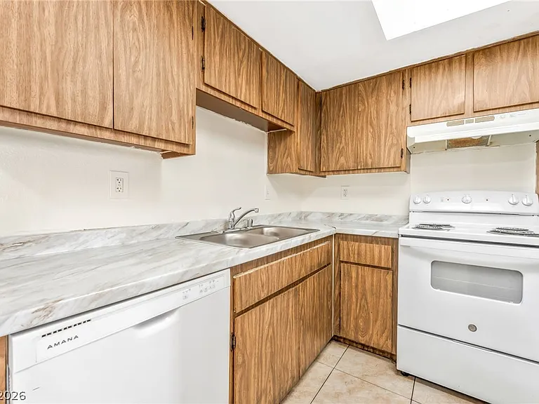 5309 W Cheyenne Ave #3 — Photo 8