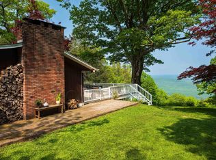 205 Hartshorn Rd, Cragsmoor, NY 12420