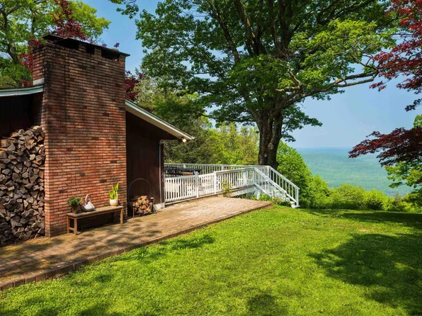 205 Hartshorn Road, Cragsmoor, NY 12420