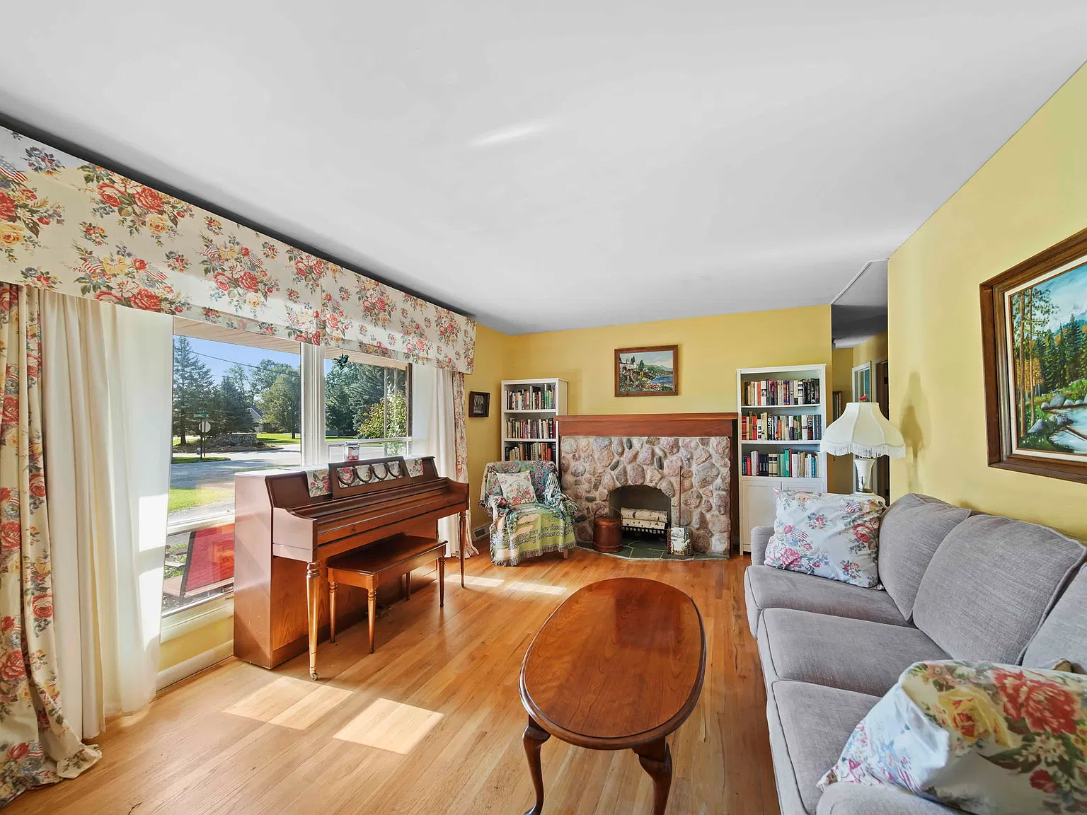 3 bed, 1464 sqft, $2,100 — Photo 4
