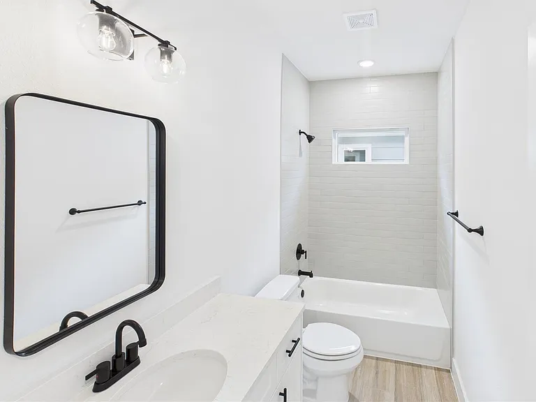 9609 Valeca Dr — Photo 20