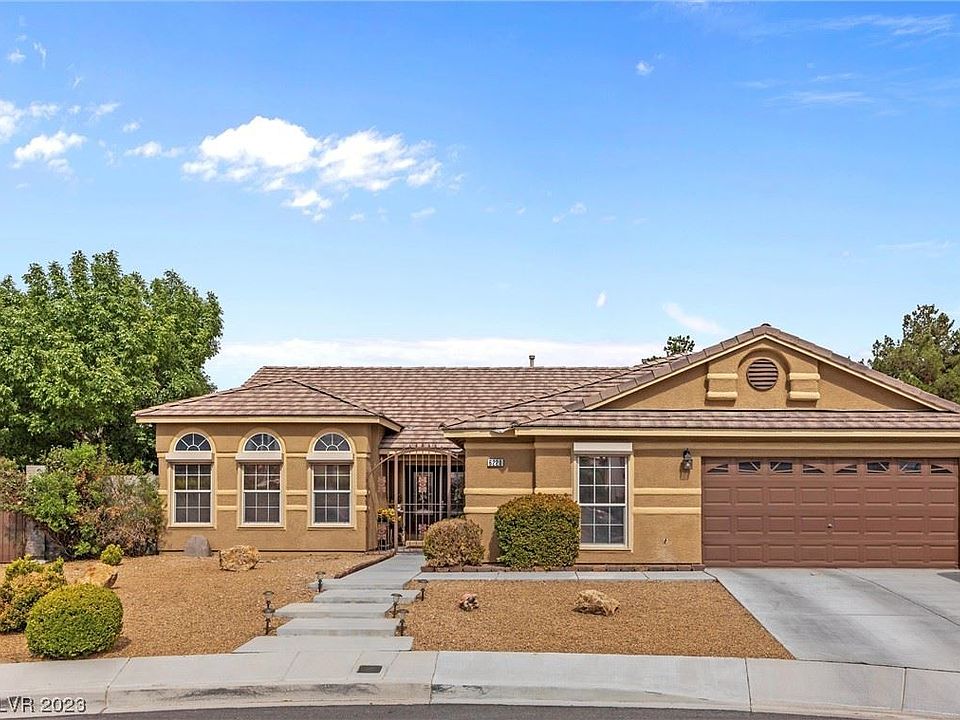 1st image of 6220 Clover Creek Ct