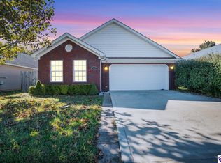 161 Red Hawk Dr, Vine Grove, KY 40175