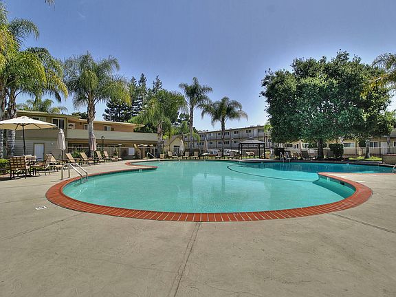 4th image of 2290 California St #2B-2Ba-790Sqft