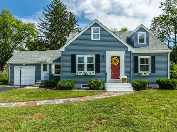 31 Thompson St, East Longmeadow, MA 01028