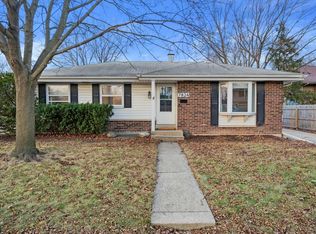 7824 W Waterford Ave, Milwaukee, WI 53220