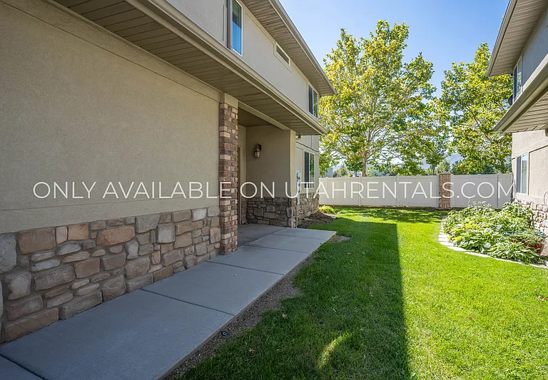 12824 S Timber Run Dr — Photo 1