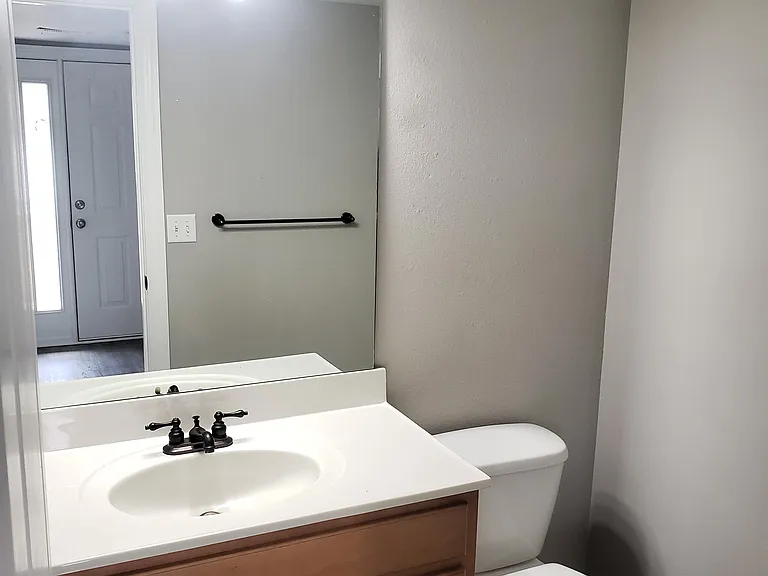 University Park TownHomes - 16474 — Photo 6