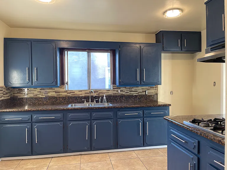 7618 Vicki Dr — Photo 3