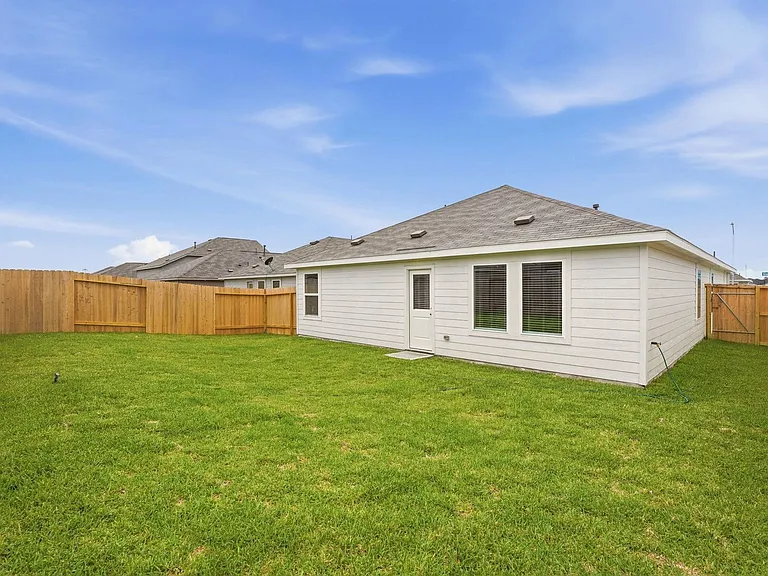 17334 Glacier Forest Ln — Photo 24