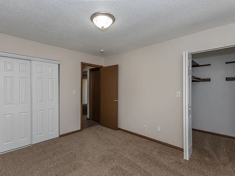 503 Sycamore St — Photo 5