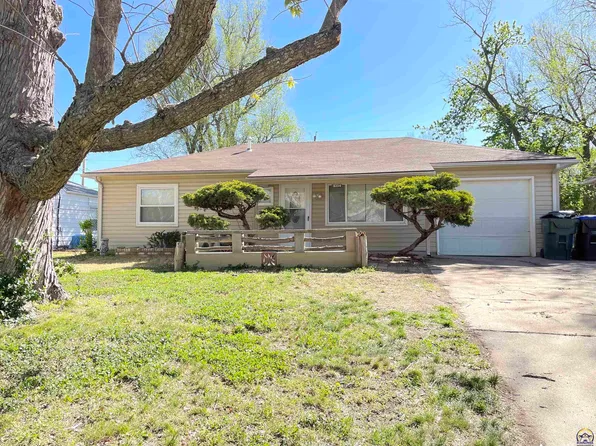 3334 SW Mayo Ave, Topeka, KS 66611