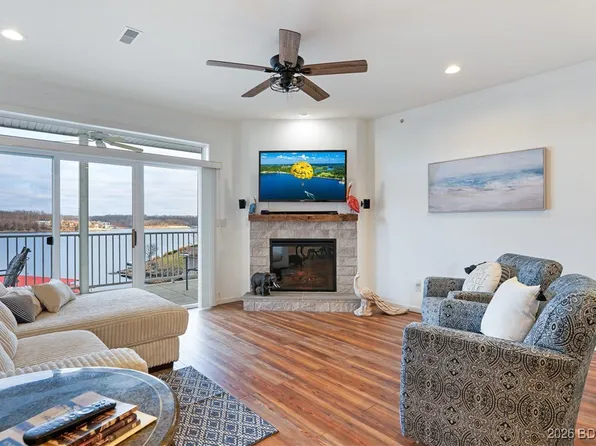 5450 Christopher Ln #413, Osage Beach, MO 65065
