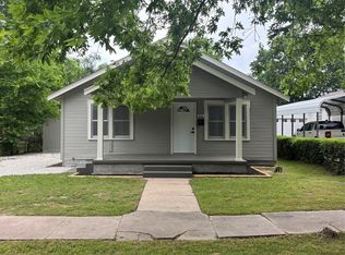 615 W 4th St, Ada, OK 74820
