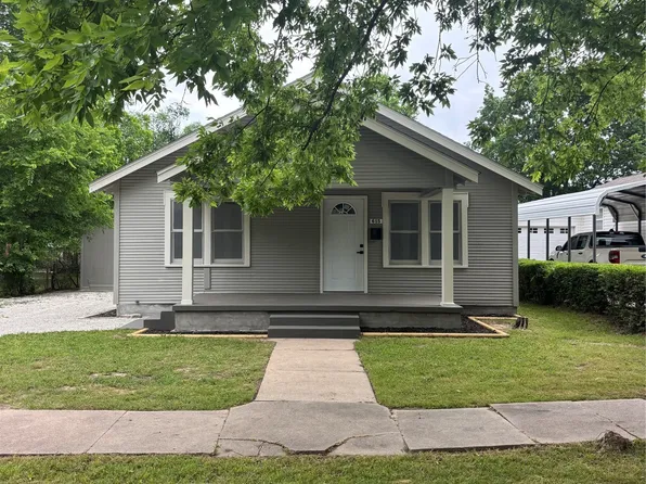 615 W 4th St, Ada, OK 74820