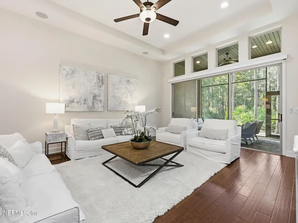 410 WINGSTONE Drive, Jacksonville, FL 32081