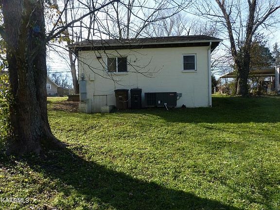 4th image of 3134 Maxwell St