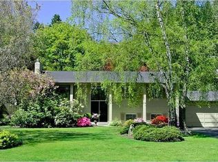 15871 37th Ave NE, Lake Forest Park, WA