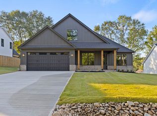 747 Bridwell Rd, Travelers Rest, SC 29690