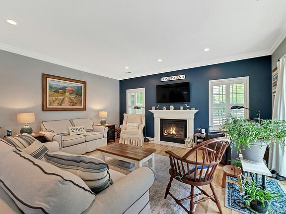 4th image of 519 Highland Court