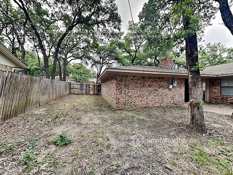 3803 Double Oak Ln — Photo 15