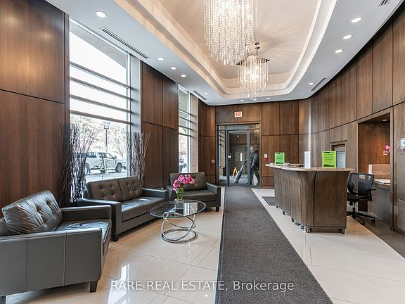 4th image of 18 Valley Woods Rd #310