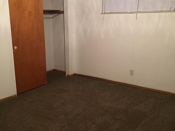 3rd image of 60 Palmer Dr APT 102
